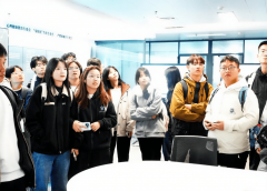 校方也等候将来能正在课程共建、练习实训等方